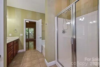 2715 Lakeview Circle, Matthews, NC 28105 - Photo 27