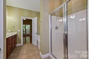 2715 Lakeview Cir, Matthews, NC 28105 - Photo 27