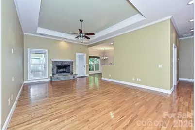 2715 Lakeview Circle, Matthews, NC 28105 - Photo 11