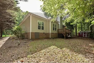 2715 Lakeview Circle, Matthews, NC 28105 - Photo 41