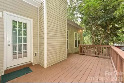 2715 Lakeview Circle, Matthews, NC 28105 - Photo 37