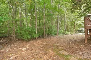 2715 Lakeview Cir, Matthews, NC 28105 - Photo 39