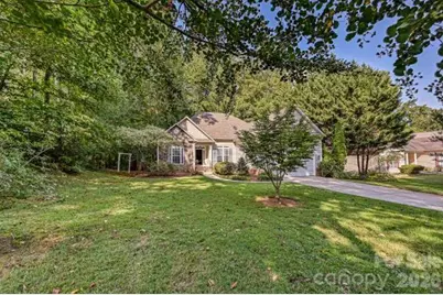 2715 Lakeview Circle, Matthews, NC 28105 - Photo 43