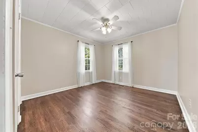 911 Kenham Place SW, Lenoir, NC 28645 - Photo 13
