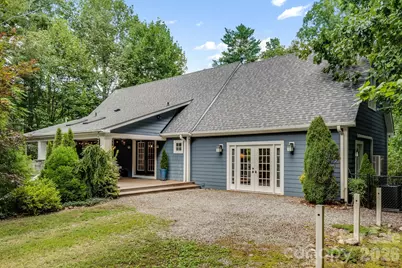 218 S Alta Vista Drive, Saluda, NC 28773 - Photo 1
