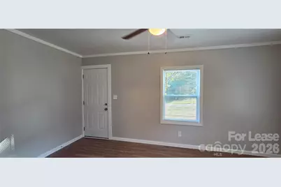 918 Mountain Crest Drive, Kings Mountain, NC 28086 - Photo 7