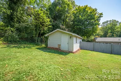 115 Eastwood Park Drive SE, Lenoir, NC 28645 - Photo 47