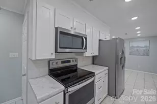 115 Eastwood Park Dr SE, Lenoir, NC 28645 - Photo 9