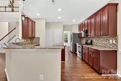 10822 Chamberlain Hall Court, Charlotte, NC 28277 - Photo 7