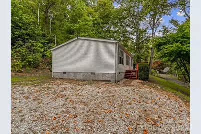 2271 Gouges Creek Road, Spruce Pine, NC 28777 - Photo 23