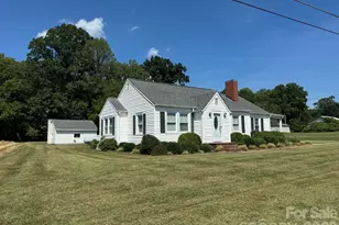 2709 Murray Rd, State Road, NC 28676 - Photo 3