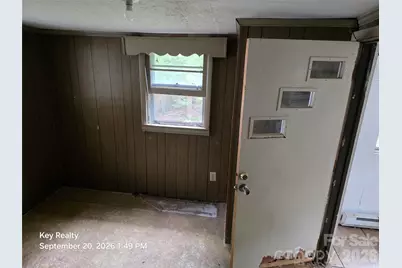 521 N Davis Avenue, Newton, NC 28658 - Photo 17