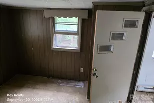 521 N Davis Ave, Newton, NC 28658 - Photo 17