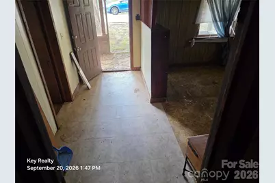521 N Davis Avenue, Newton, NC 28658 - Photo 5