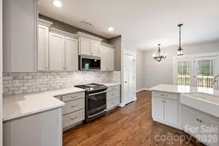 607 Zelkova St, York, SC 29745 - Photo 7