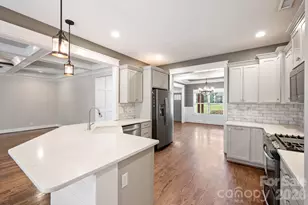 607 Zelkova St, York, SC 29745 - Photo 9
