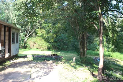 2309 Rainbow Heights Circle, Lenoir, NC 28645 - Photo 5
