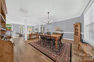 9363 Bonnie Briar Cir, Charlotte, NC 28277 - Photo 7