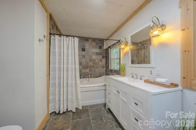 633 Kingdom Place, Zirconia, NC 28790 - Photo 23