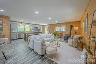 633 Kingdom Pl, Zirconia, NC 28790 - Photo 21