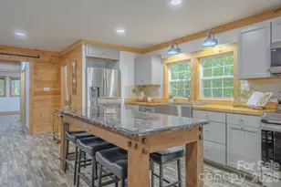 633 Kingdom Pl, Zirconia, NC 28790 - Photo 19