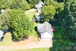 203 Springfield Rd, Statesville, NC 28625 - Photo 1