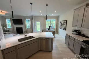 292 Runner Stone Ln, Fort Mill, SC 29715 - Photo 5