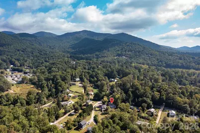 60 Pearl Street, Black Mountain, NC 28711 - Photo 21