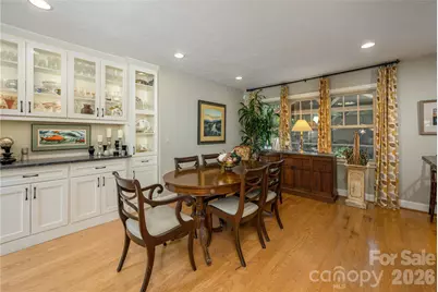 906 Indian Hill Road, Hendersonville, NC 28792 - Photo 15