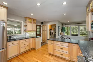 906 Indian Hill Rd, Hendersonville, NC 28792 - Photo 13