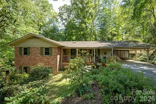 906 Indian Hill Rd, Hendersonville, NC 28792 - Photo 1