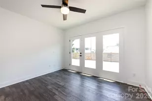 232 Flint St, Charlotte, NC 28216 - Photo 25