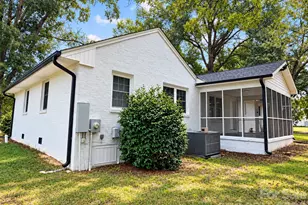 1321 Jenkins Rd, Gastonia, NC 28052 - Photo 5