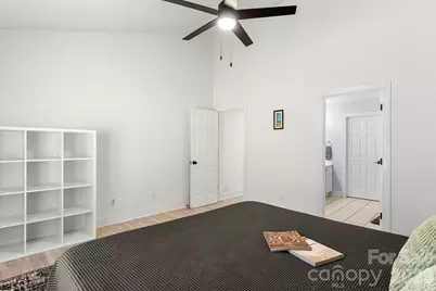 11110 Caroline Whitney Circle, Charlotte, NC 28212 - Photo 15