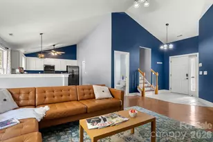 11110 Caroline Whitney Cir, Charlotte, NC 28212 - Photo 5