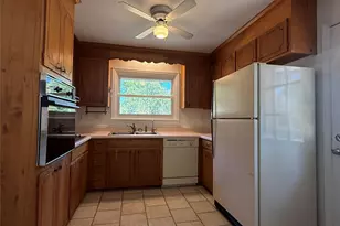 1627 Paddock Cir, Charlotte, NC 28209 - Photo 15