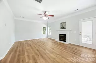 8709 Ellington Park Dr, Charlotte, NC 28277 - Photo 7