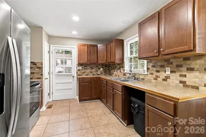 2711 Johnny Reb Lane, Charlotte, NC 28273 - Photo 7