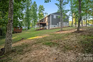 212 Walt Dr, Hendersonville, NC 28792 - Photo 11