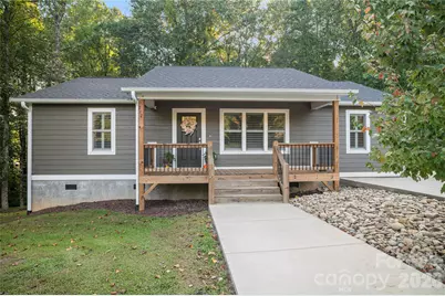 212 Walt Drive, Hendersonville, NC 28792 - Photo 3