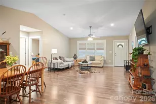 212 Walt Dr, Hendersonville, NC 28792 - Photo 21