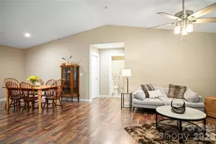 212 Walt Dr, Hendersonville, NC 28792 - Photo 23