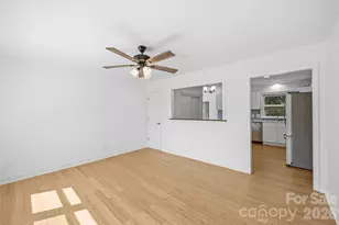 109 E Georgia Ave, Bessemer City, NC 28016 - Photo 3