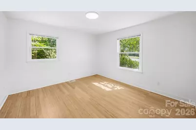 109 E Georgia Avenue, Bessemer City, NC 28016 - Photo 17