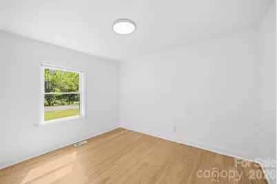 109 E Georgia Avenue, Bessemer City, NC 28016 - Photo 19