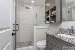 611 Reynolds Dr, Charlotte, NC 28209 - Photo 19