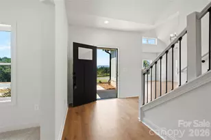 11 Sky Dr S, Asheville, NC 28804 - Photo 7