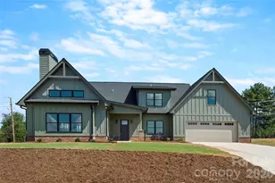 11 Sky Dr S, Asheville, NC 28804 - Photo 1