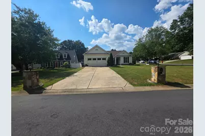 11619 Bowsby Court, Charlotte, NC 28215 - Photo 1