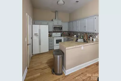 11619 Bowsby Court, Charlotte, NC 28215 - Photo 7